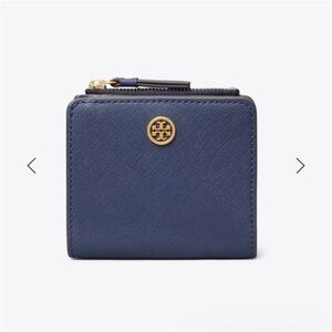 Tory Burch Robinson Mini Wallet in bluestone color